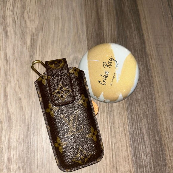 Louis Vuitton Monogram Phone Case Holster - Picture 3 of 16